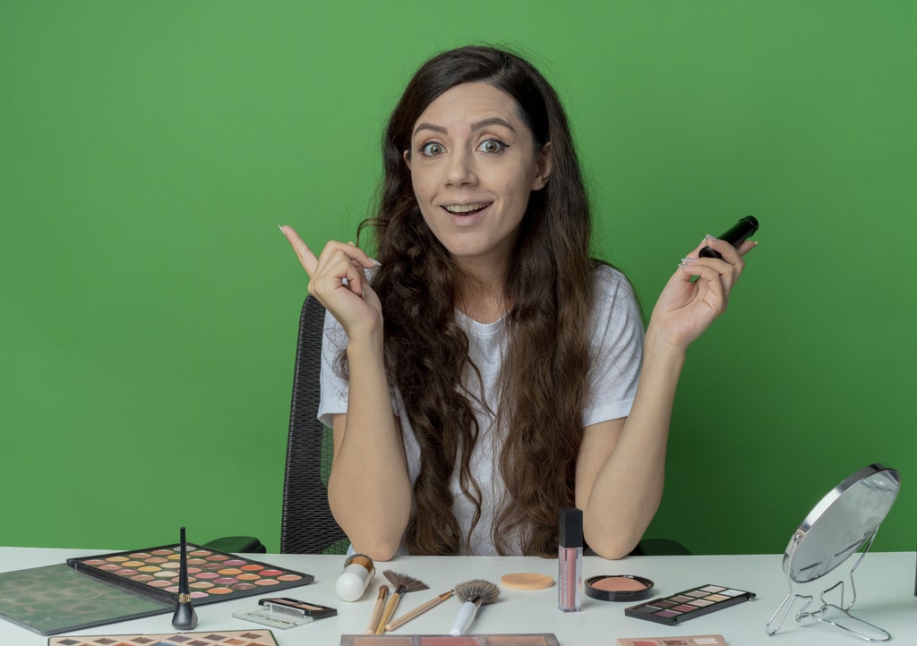 The Top 5 Makeup Trends Taking Over This Year: Bold Looks You Need To Try
